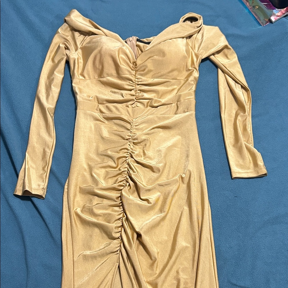Elegant Gold Off-Shoulder Dress